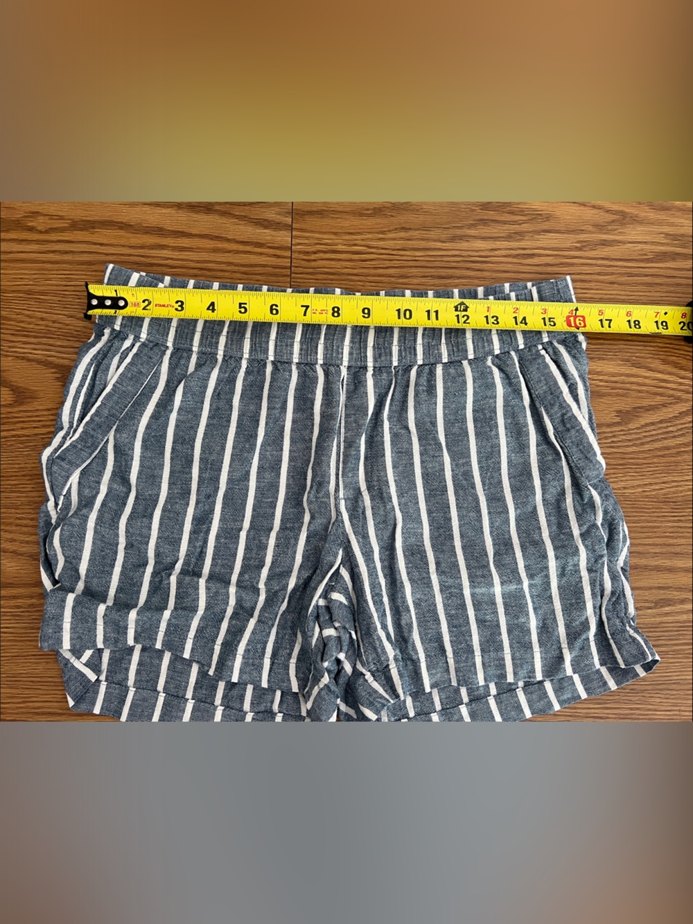 Sonoma Women’s Striped Blue and White Lounge Everyday Shorts Size Medium - Picture 2 of 5